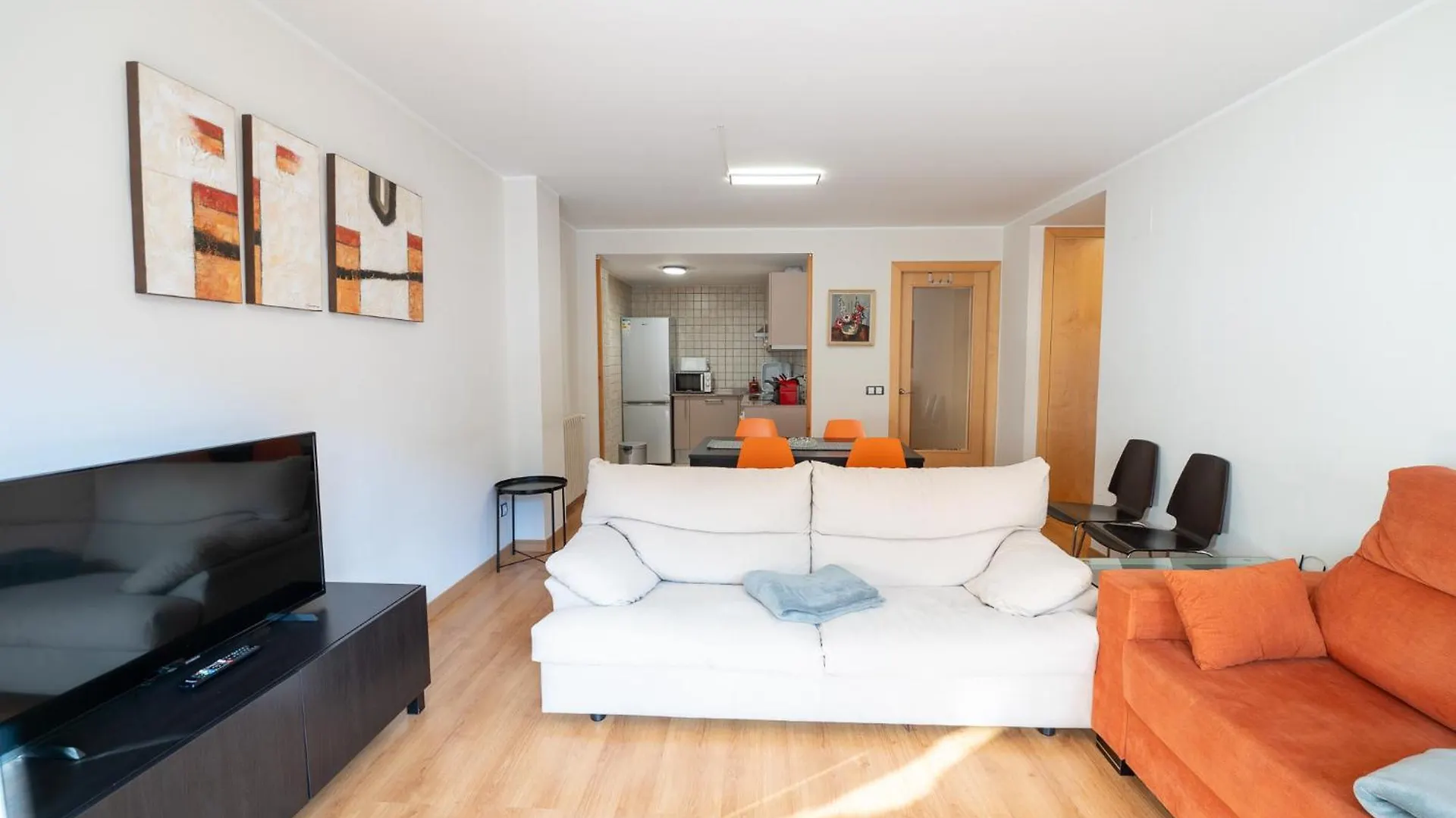 Apartaments Ashome 카닐료 0*,